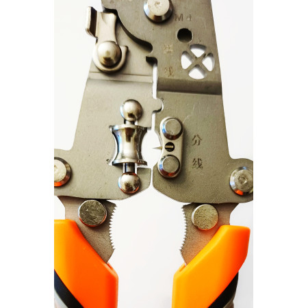 Απογυμνωτής γδάρτης καλωδίων 0,8mm-2,6mm με ροδάκι για έυκολη απογύμνωση ηλεκτρολόγου OEM 002133 Απογυμνωτής γδάρτης καλωδίων 0,8mm-2,6mm με ροδάκι για έυκολη απογύμνωση ηλεκτρολόγου OEM 002133